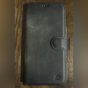 Toronata luxury leather IPhone 15 Pro Max MagSafe case with detachable folio